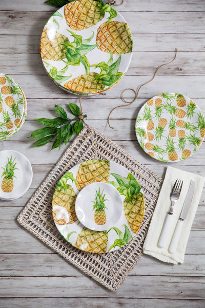 Outdoor Dishes - Aloha/Pineapple Dinner Plates set of 4
