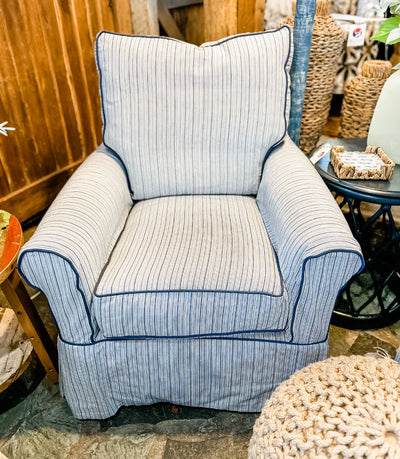 Four Seasons Libby Swivel Glider